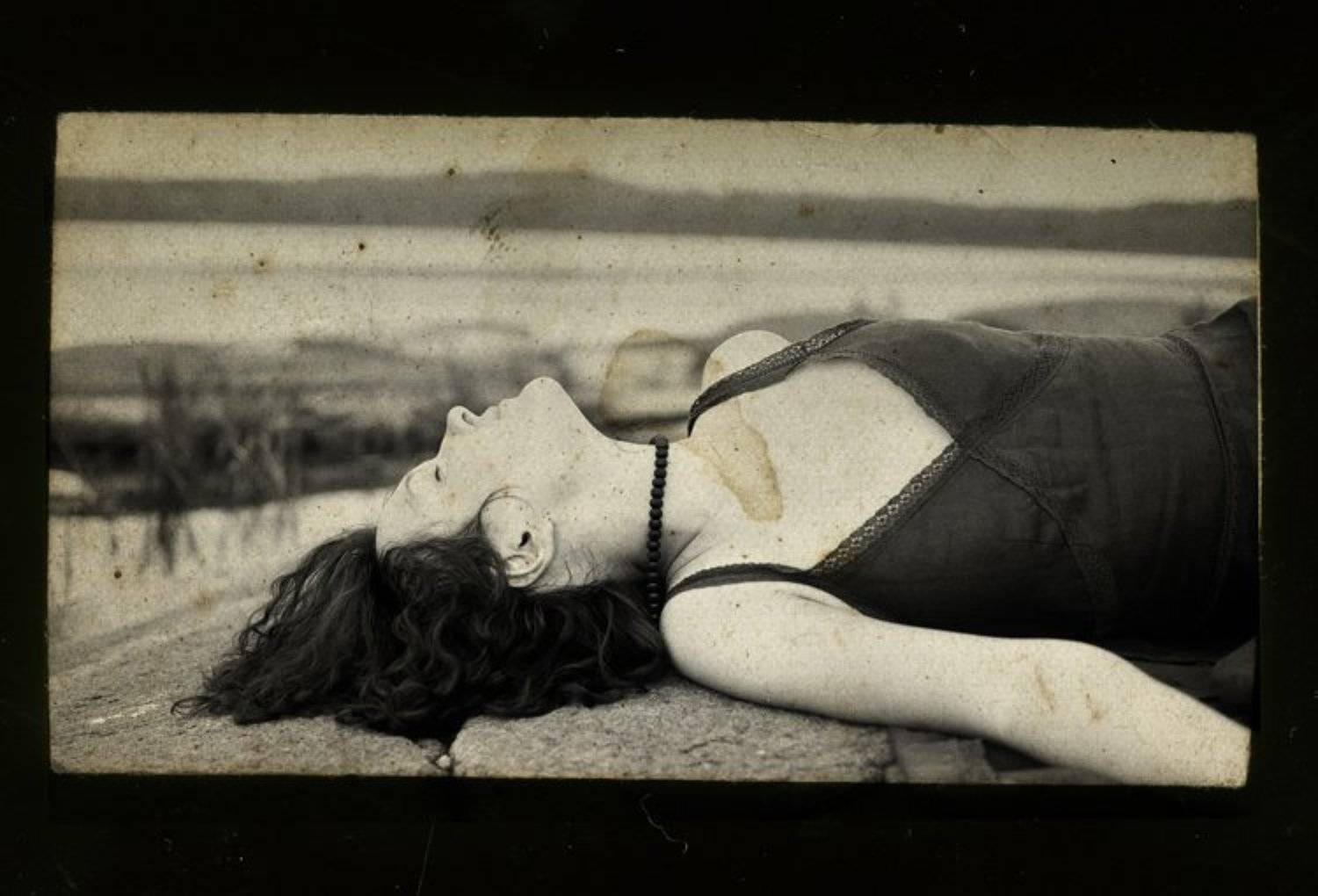 ...никогда не кончится / чёрно-белое кино .... Автор: эtоt мир , эtоt мир