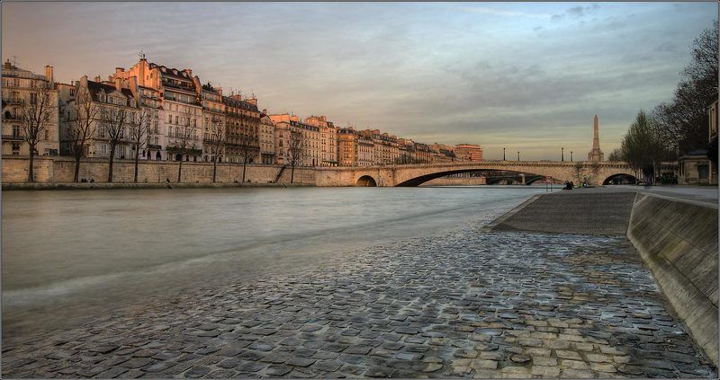 париж франция набережная закат Набережная Парижа на закате.photo preview