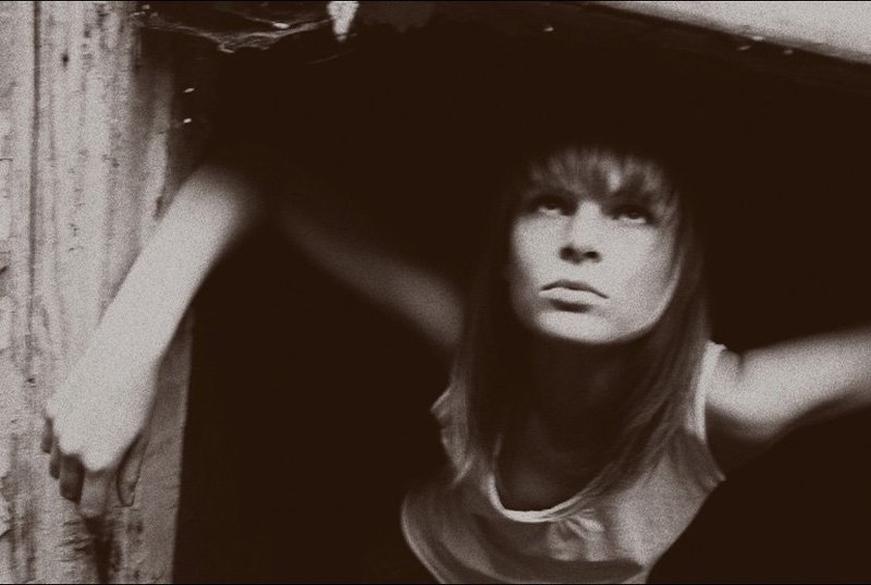 Инна в темномphoto preview