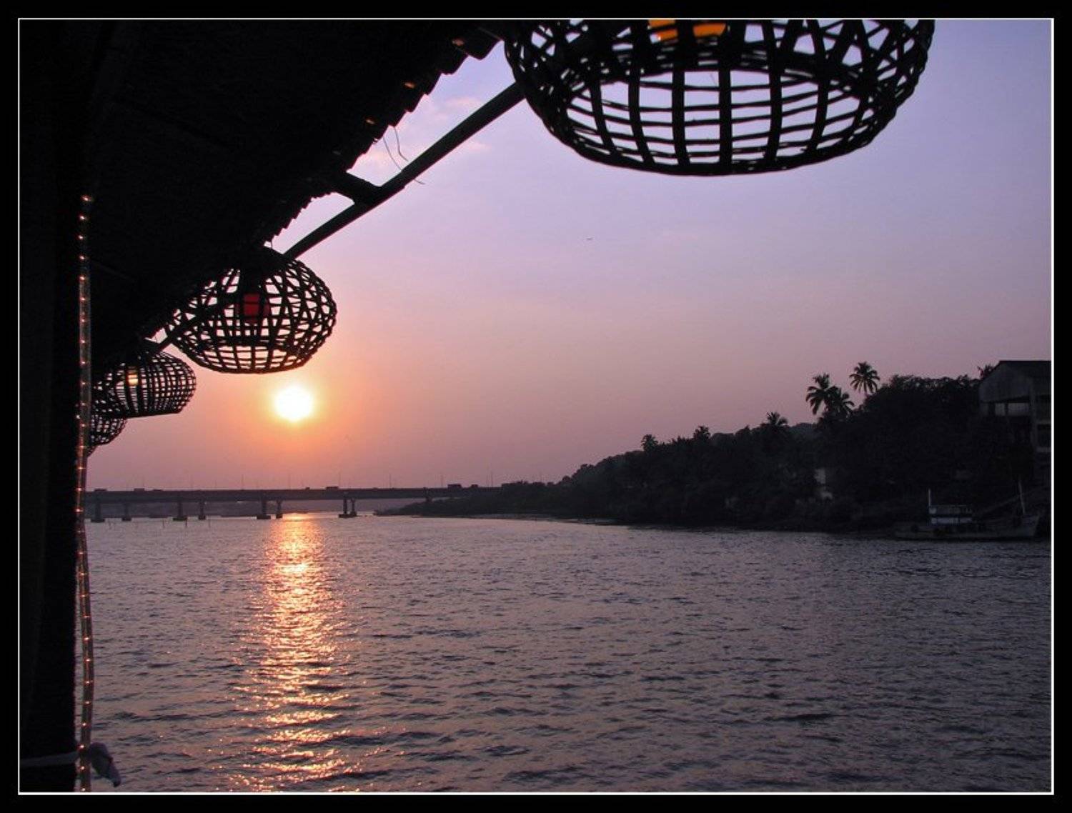 Теплым вечером. Автор: Лунный Ежик , Лунный Ежик