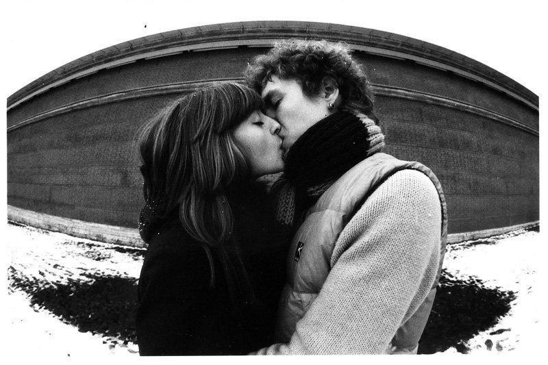 поцелуй, сквозь пространство, проносится, стремительно, нежно, остановить, миг мигphoto preview