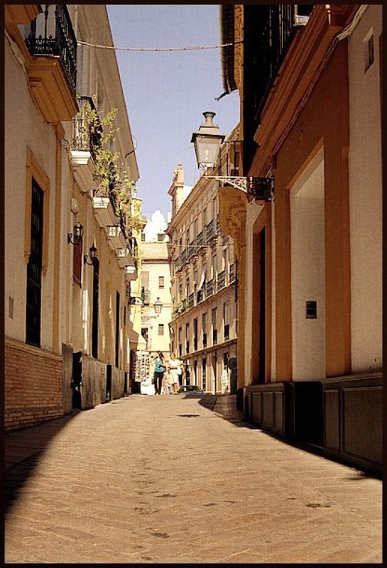 sevilla, spain Севилья, улочкаphoto preview