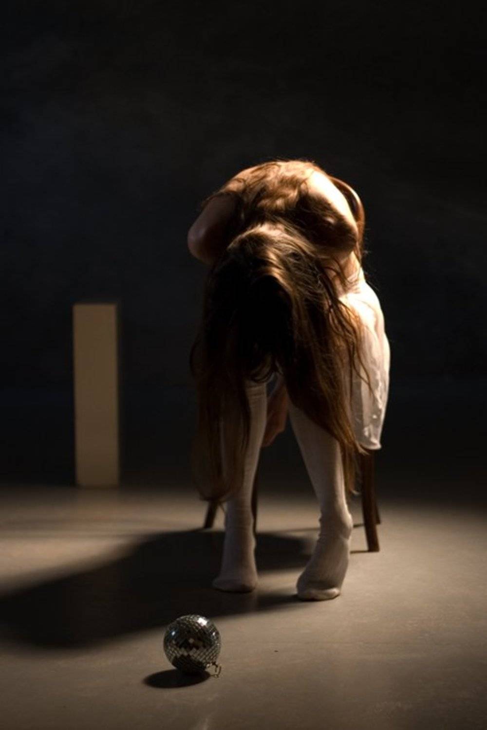 Сны девочки на шаре. Автор: Vincent сны, девочка, шар, мечты, Vincent