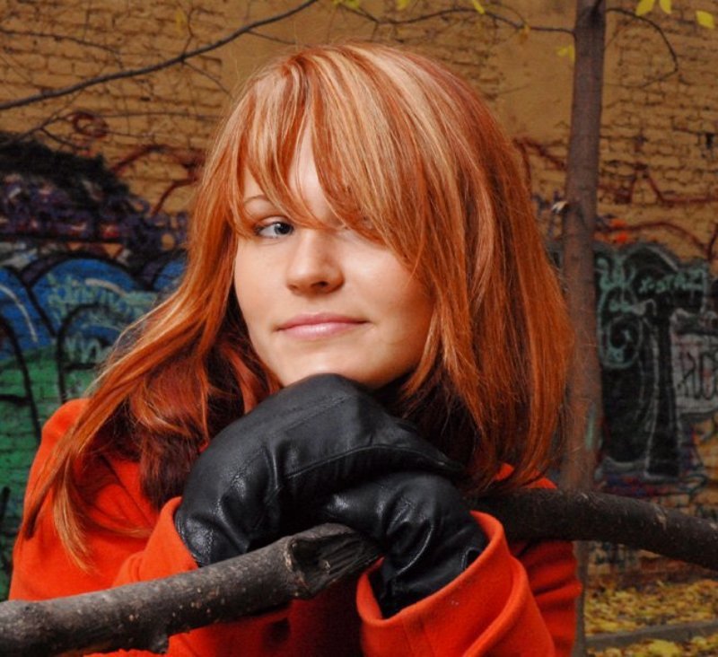 портрет Полинаphoto preview