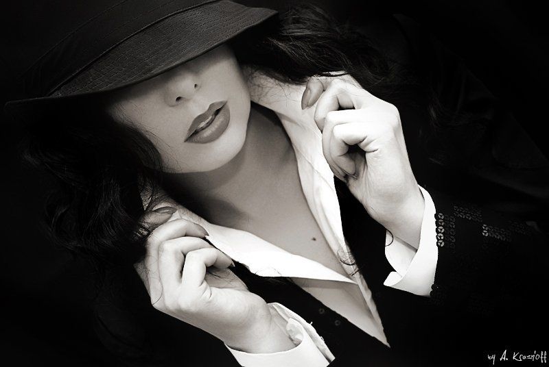 девушка, портрет, губы, шляпа b/w style...photo preview