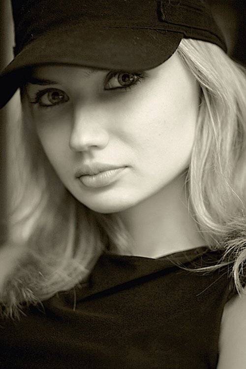 ***. Автор: Роман , Роман