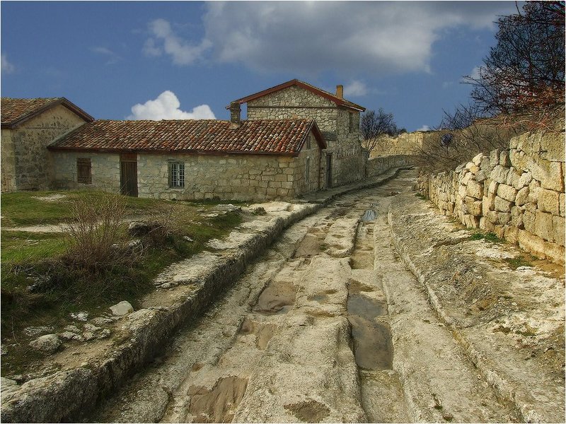 Дорогами Чуфут-Калеphoto preview