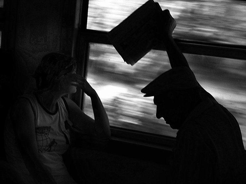 В электричкеphoto preview