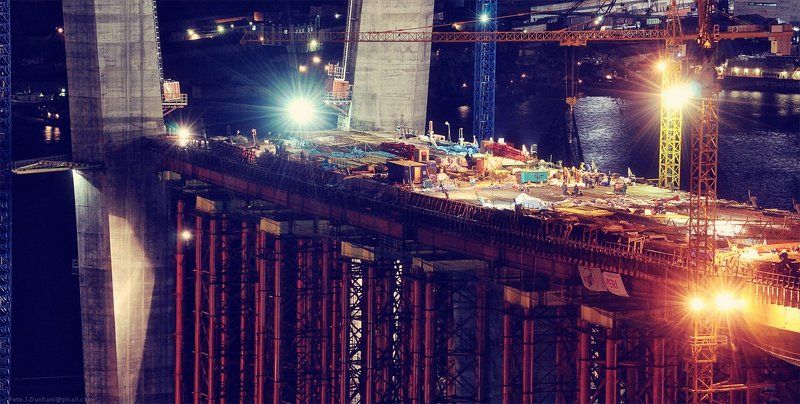 мост, золотой, рог, бухта, владивосток, огни, пилоны, саммит, атэс, apec, summit, 2012, стройка, глобальная Не спится мужичкамphoto preview