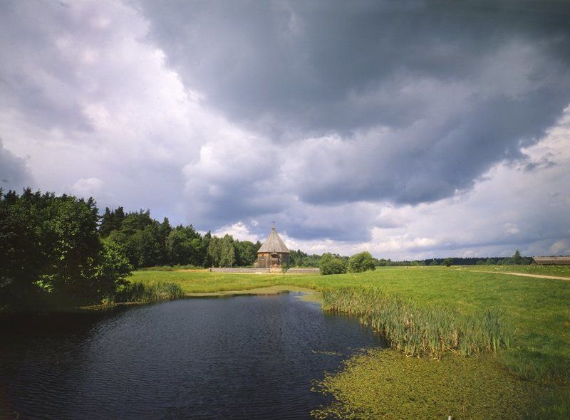 часовня,камыши,облака ЖИВА ЕЩЁ ГЛУБИНКАphoto preview