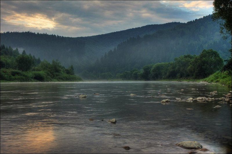 река, горы, карпаты, рассвет Світанок над річкою.photo preview