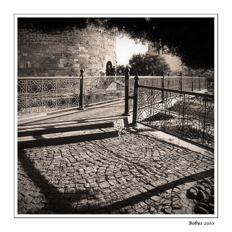 Свет и тени Старого Городаphoto preview