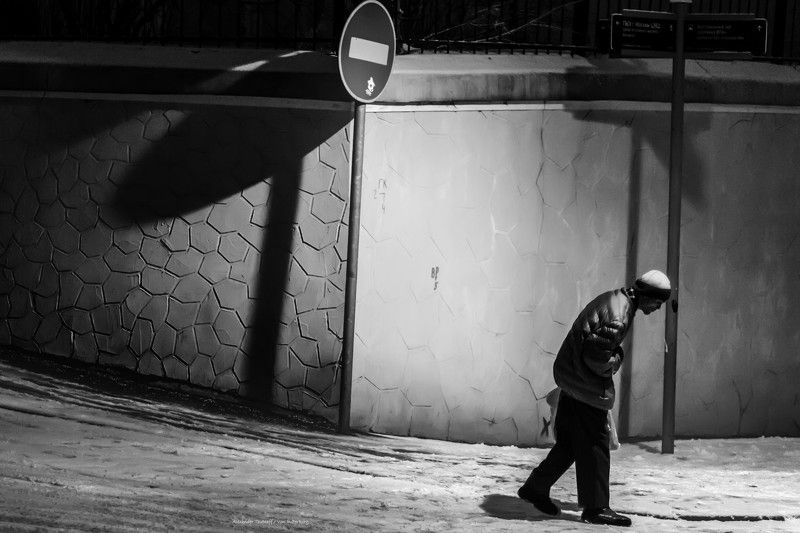 монохром, черно-белая фотография, ч/б, люди, город, улица, жанр, monochrome, black&white, street, streetphoto, people, ***photo preview