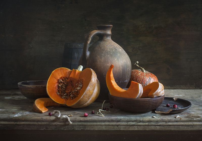натюрморт,still life, тыква, калина, pumpkin, клюква Натюрморт с резаной тыквойphoto preview
