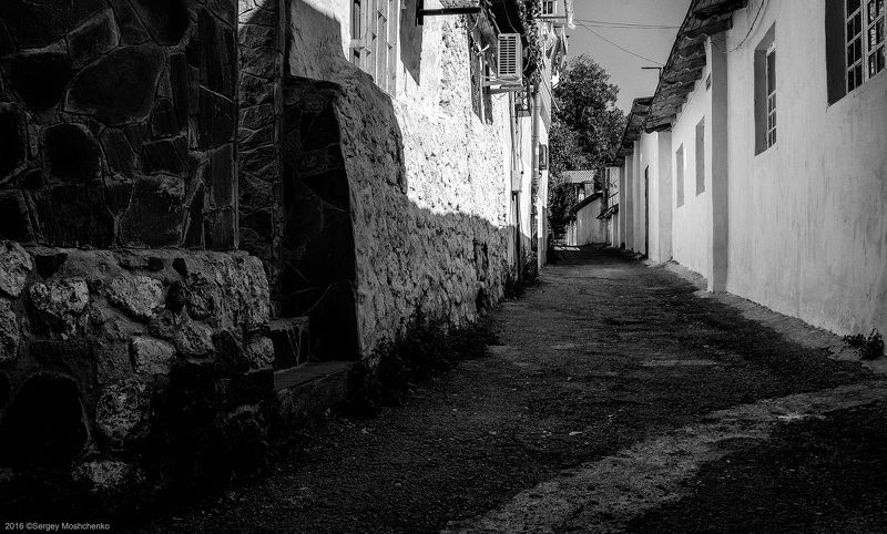 #bw #landscape #crimea Streets of Gurzufphoto preview