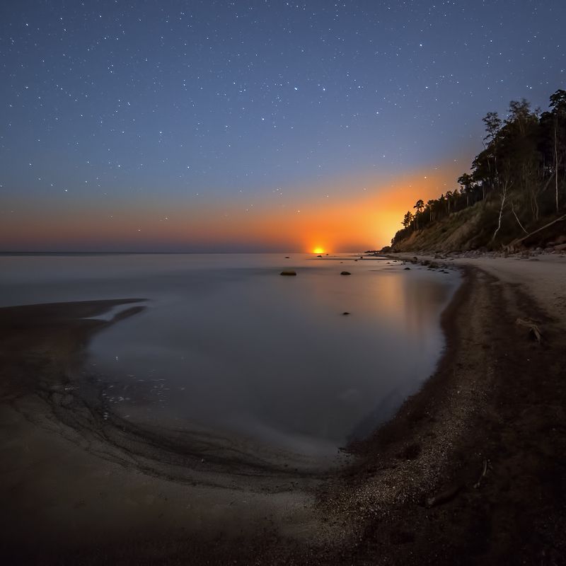 landscape Sinking into reflectionphoto preview