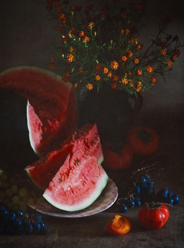 с астраханским арбузомphoto preview