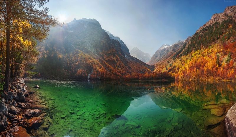 Золотая осень на большом Бадукском озереphoto preview