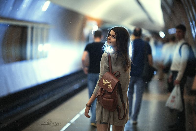 девушка, метро, фотосессия, фотосъемка, стиль, образ, girl, model, subway, photosession  Pendingphoto preview