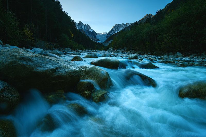 россия, кавказ, северная осетия, дигория, ущелье, хребет, река, сумерки, рассвет, горы, пейзаж, природа, осень, река, ледник Предрассветный Кавказphoto preview