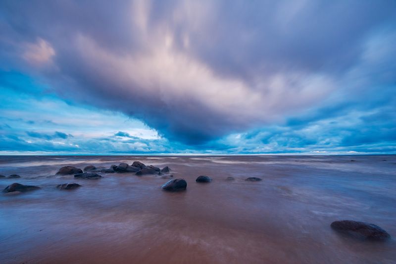 рыбинка, море, рыбинск, камни, водохранилище, небо, утро, осень Осеннее небо над Рыбинкойphoto preview