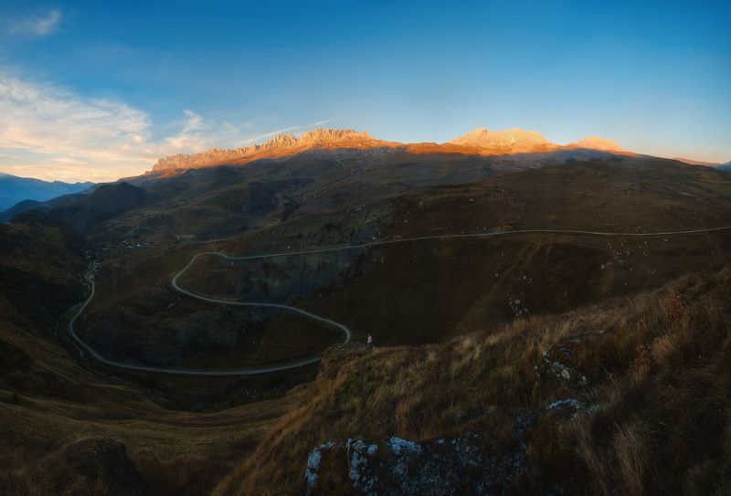 россия, кавказ, северная осетия, дигория, ущелье, хребет, река, сумерки, закат, дорога, горы, пейзаж, природа, осень Дигорияphoto preview