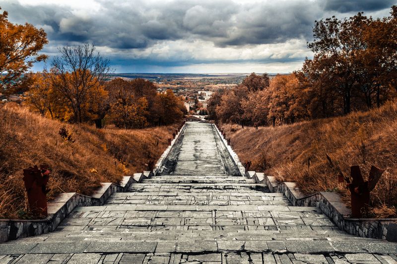 Вниз...photo preview