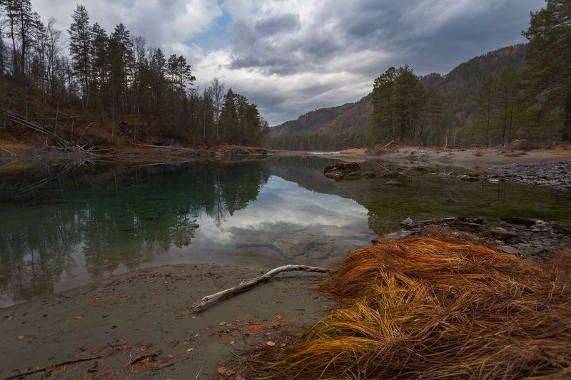 Алтай, Голубое озеро, облака, осень, озеро, горы Осенний денек. Алтайphoto preview