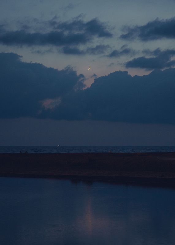 новолуниеphoto preview