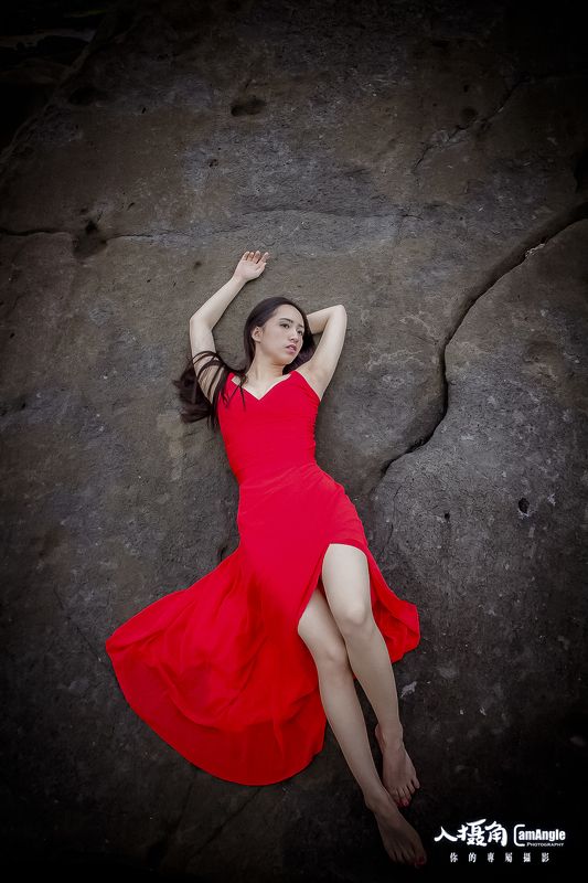 展覽專屬攝影, 旅遊專屬攝影, 個人專屬攝影, 攝影師出租, 雙北限定, 專屬人像攝影, portraitphotography, prophotography, sexy, sexygirl, 性感, 戶外人像, 秘境性感, 旅遊跟拍, 旅行跟拍, 展覽跟拍, 台湾展览跟拍, 台湾旅游摄影, 禮服造型人像 紅衣photo preview