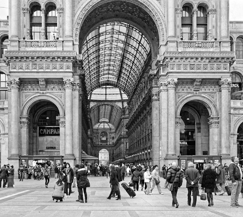 #cityphotography #italy #milan #galeria vittorio Italy, Milanphoto preview