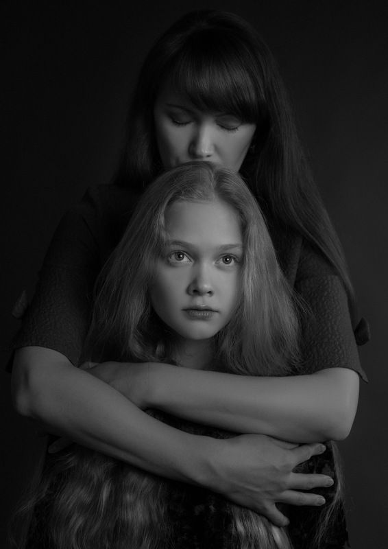 девушка студия мода портрет Помни у тебя я есть,  Даже если ты совсем одна.  Около тебя я здесь.  Ничего не бойся никогда.photo preview