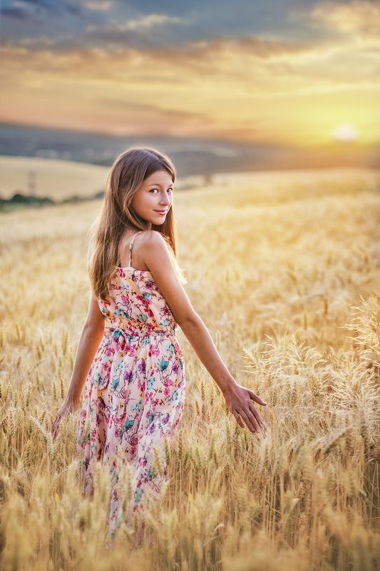 girl, portrait, beautiful, face, beauty, child, sunset, field, outdoors, sky, summer, evening, tinaphoto preview
