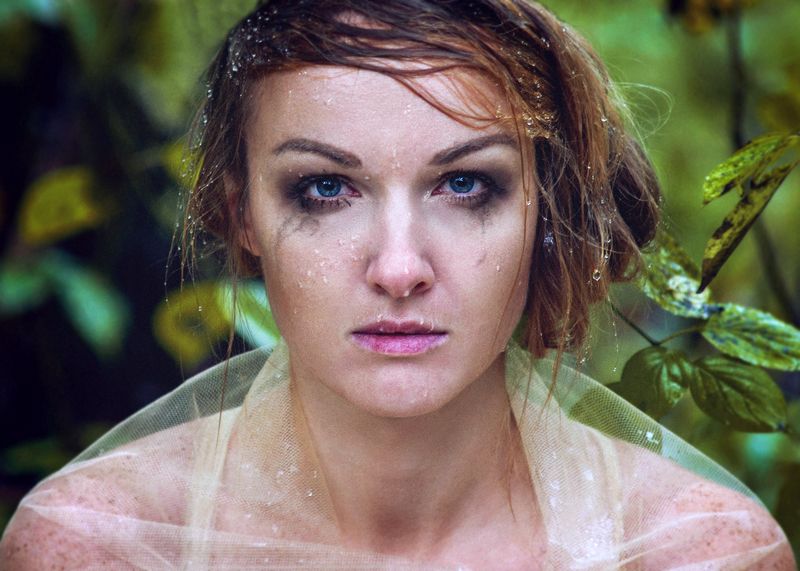 принцесса, сказка, лес, голубые глаза Погода была ужасная,photo preview