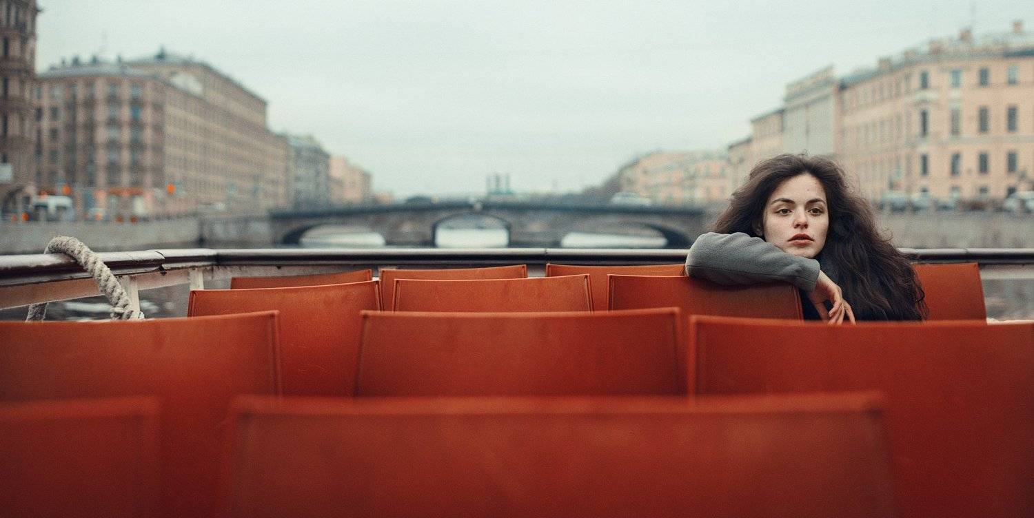 Spb. Автор: Роман Филиппов girl, spb, saint-petersburg, boat, water, portrait, Роман Филиппов