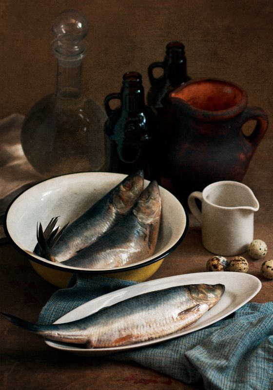 натюрморт, рыба С селедкойphoto preview