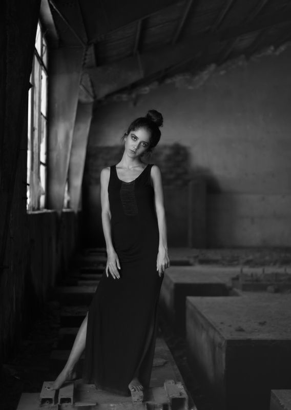 Apathetic,Portrait, Dark-Portrait, Factory, Black&White, BW Apatheticphoto preview