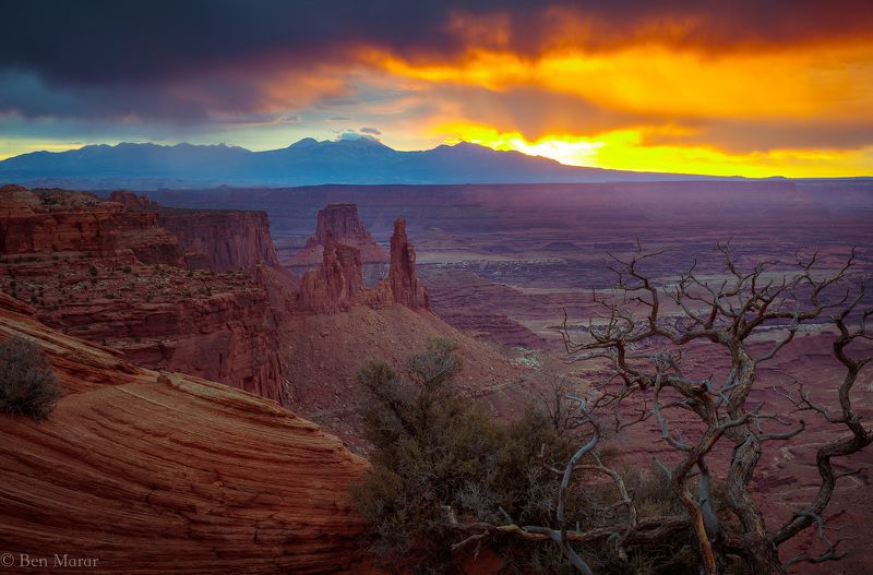 canyonlands, landscape, mesa arch, utah, canon, sunrise, cloudy, storm One Amazing Sunrisephoto preview