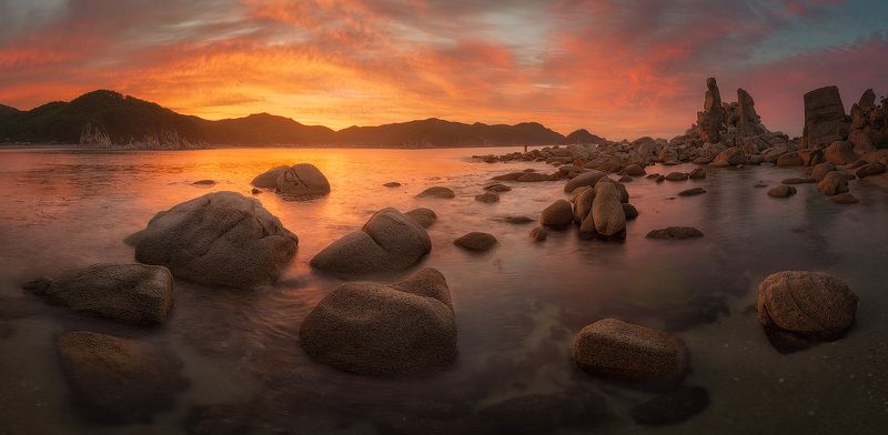 приморский край, море, солнце, рассвет, море, побережье Хоровод камнейphoto preview