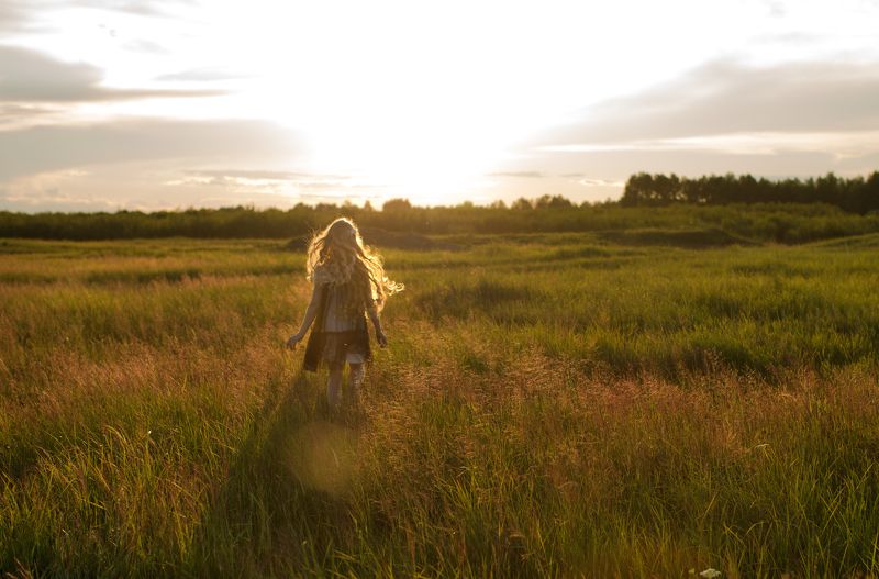 студия, девушка, портрет мне бы в лето...photo preview