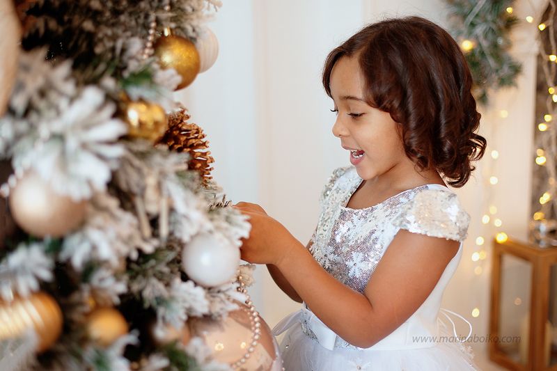 девочка, свет, новый год, портрет, елка, праздник, счастье, girl, portrait, light Новогодняя принцессаphoto preview