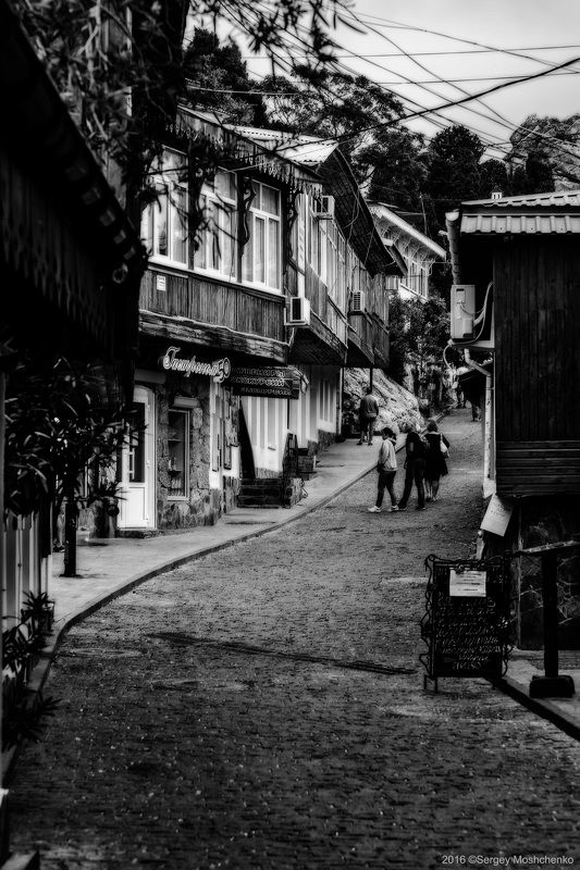#bw #landscape #crimea Streets of Gurzufphoto preview