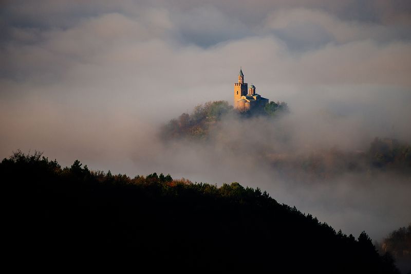 landscape, fog, church, tower, hill, пейзаж, церковь, город, холм, мгла, башня, Вне времениphoto preview
