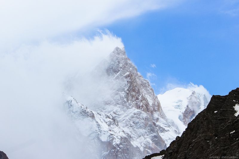 таджикистан, фаны, фанские, озеро, горы, река, панорама, азия, скалы, ледник Алаудинский перевалphoto preview