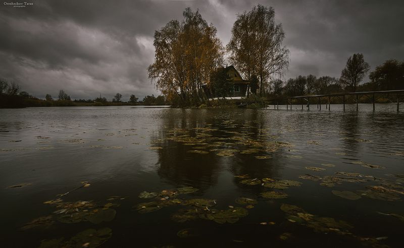 пейзаж,природа,осень,река,дом,мост,небо,облака,дождь photo preview