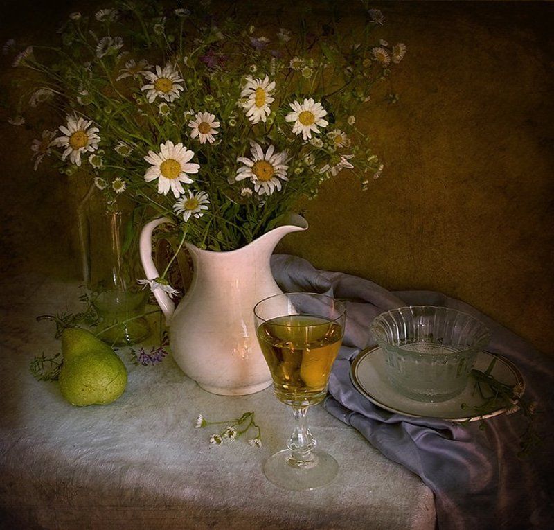 цветы, лето, ромашки Ромашки в белом кувшинеphoto preview