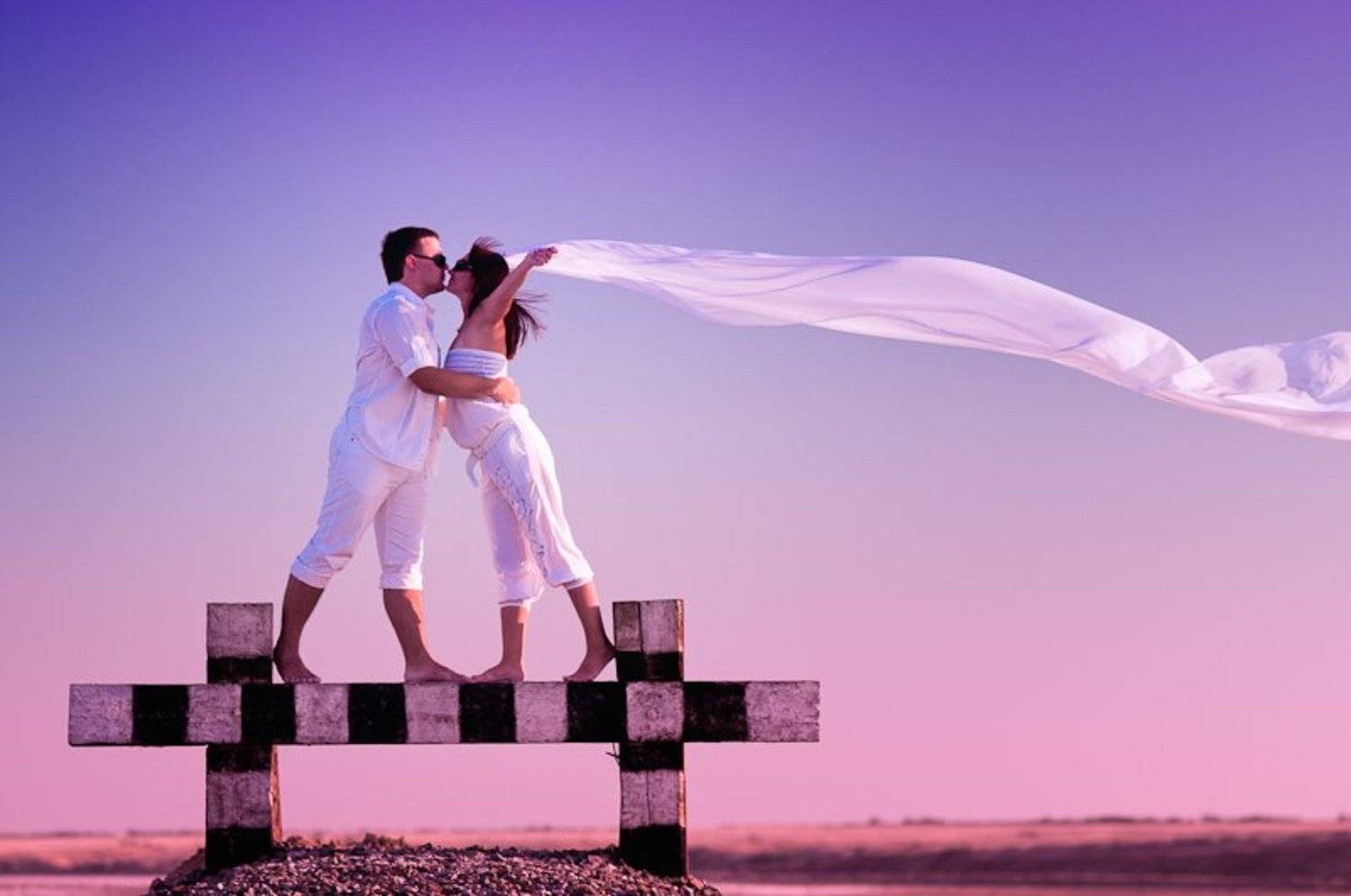 На краю света.... Автор: Ростислав Росицкий love story, баскунчак, пара, история любви, Ростислав Росицкий