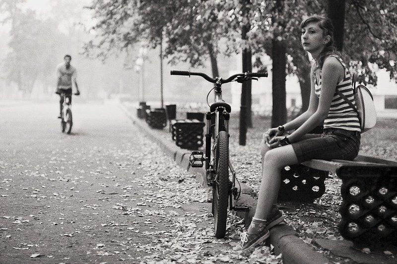 любовь, велосипед, встреча За секунду до встречиphoto preview