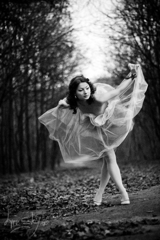 девушка ***photo preview