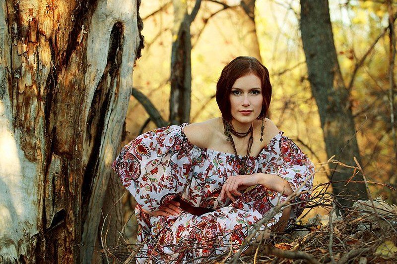 девушка, деревья, ветки, , осень photo preview